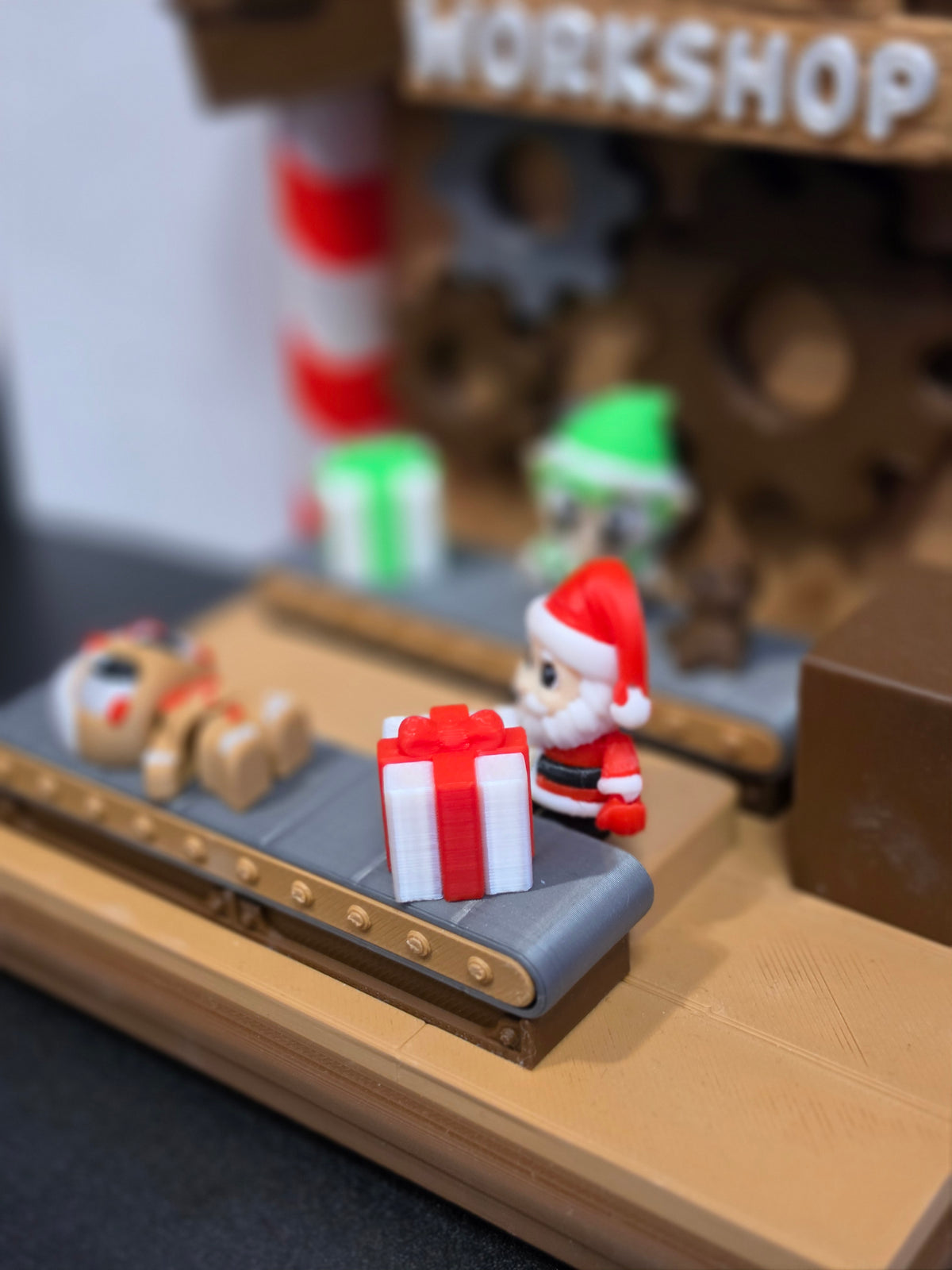 Santa's Workshop Mini Habitat